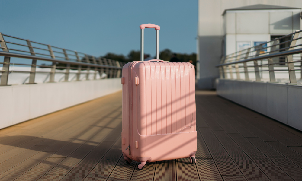 5 producten die niet mogen ontbreken in jouw reiskoffer deze zomer