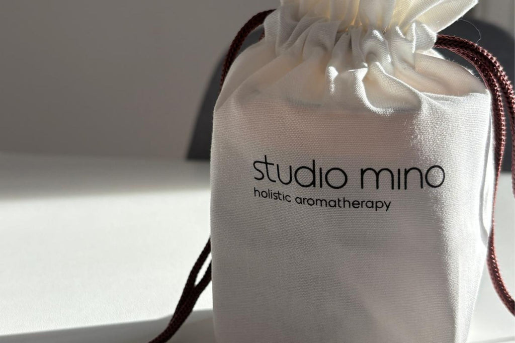 Studio Mino Wood Serenity - geurkaars  100% natuurlijk